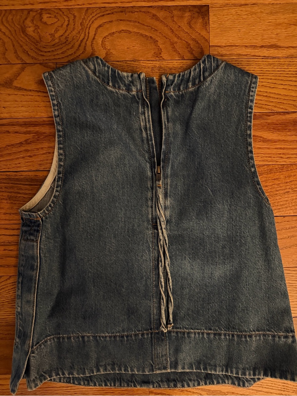 Madewell Light Blue Sleeveless Denim Shell - Picture 3 of 4